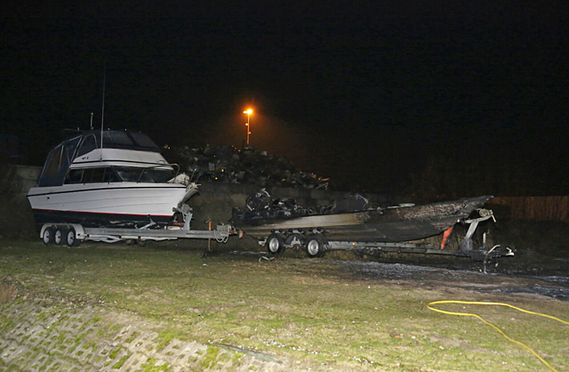 Onderzoek naar bootbrand in Waalwijk