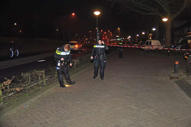 UPDATE: Man gewond bij steekpartij naast café aan de Burgemeester van der Klokkenlaan Waalwijk