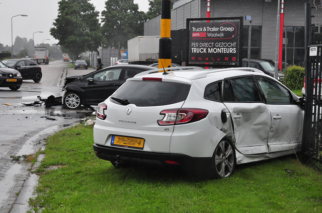 Gewonde door ongeval op kruising Kleiweg en Havenweg in Waalwijk
