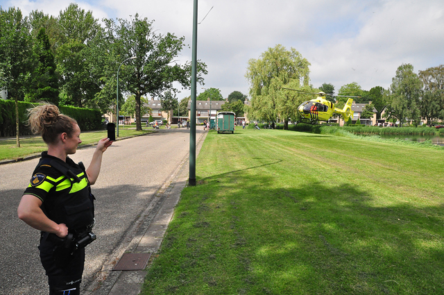 Hulpdiensten rukken massaal uit naar de Mozartlaan Waalwijk