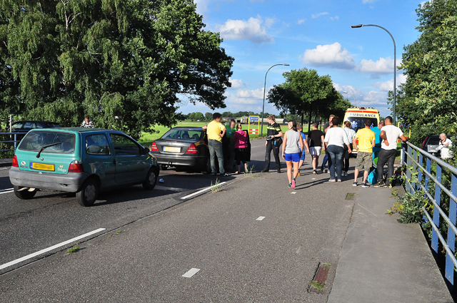 Kop-staartbotsing op Drunenseweg in Waalwijk