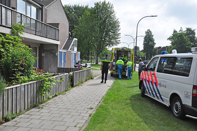 Hulpdiensten rukken massaal uit naar de Mozartlaan Waalwijk