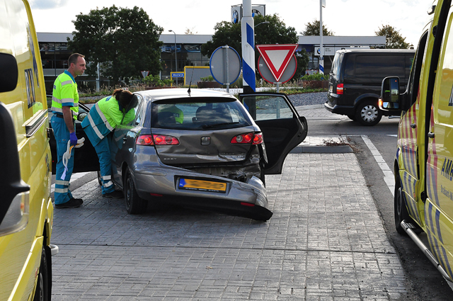 Vrouw raakt gewond aan de Taxandriaweg Waalwijk