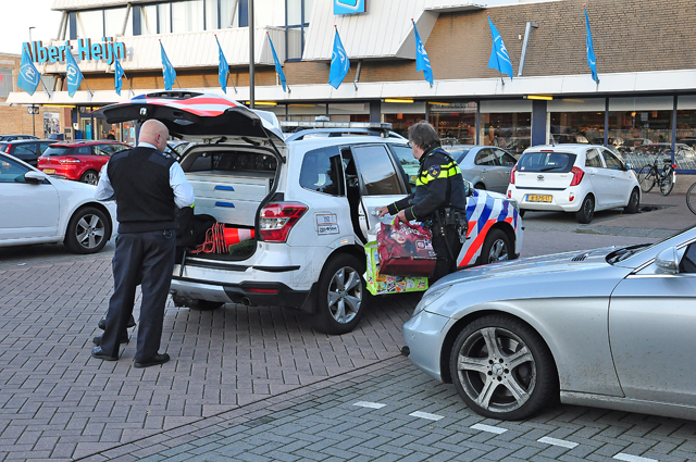 Auto vol met gestolen lego in beslag genomen in Waalwijk