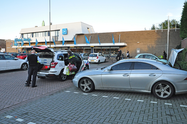 Auto vol met gestolen lego in beslag genomen in Waalwijk