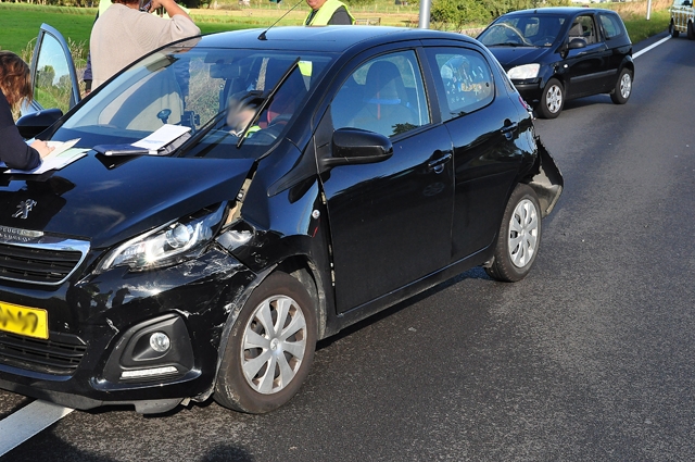 File richting Efteling door ongeluk met drie auto’s op N261