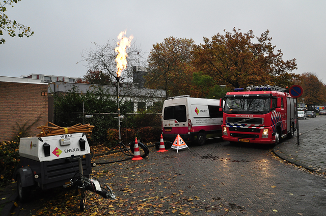 Brandweer rukt uit voor 'brand' aan Dr. Kuyperlaan in Waalwijk