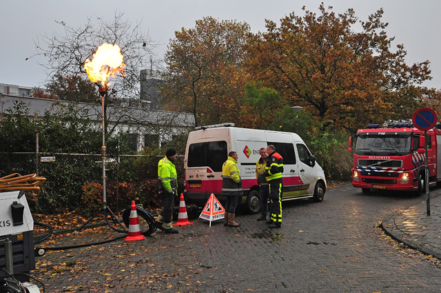 Brandweer rukt uit voor 'brand' aan Dr. Kuyperlaan in Waalwijk