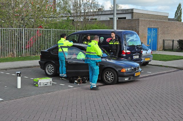 Man ligt dronken in auto aan de Stijn Streuvelsstraat Waalwijk