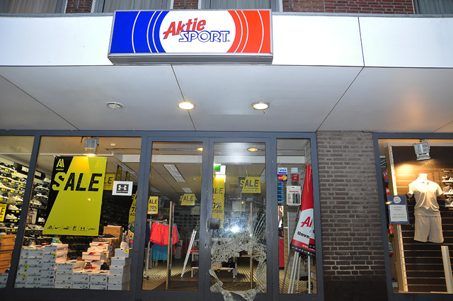 Aktiesport weer het doelwit van een inbraak aan de Markt Waalwijk