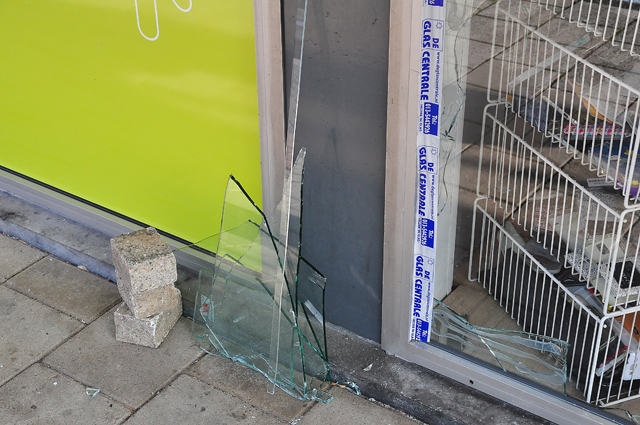 Snelkraak op telefoonwinkel in Waalwijk