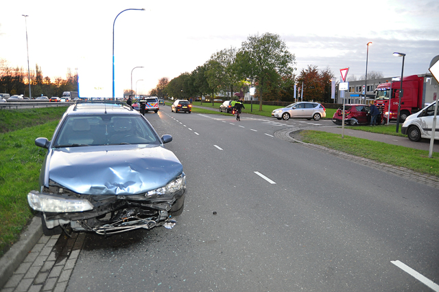 Slingerende hardrijder veroorzaakt zwaar ongeval in Waalwijk