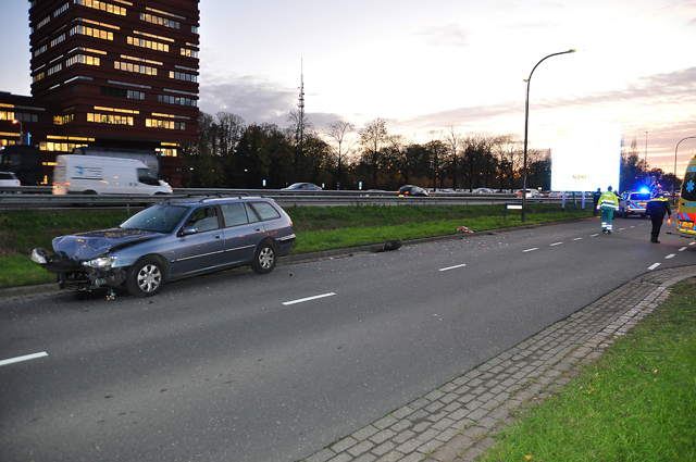 Slingerende hardrijder veroorzaakt zwaar ongeval in Waalwijk