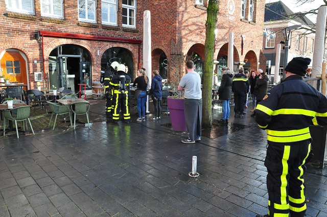 Restaurant 't Slot in Waalwijk ontruimd na brand