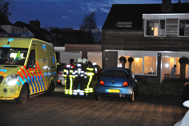 Mogelijk koolmonoxide in woning aan het Peelland Waalwijk
