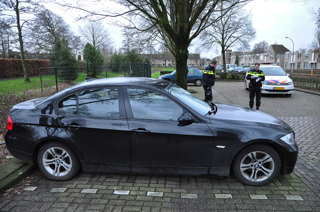 Gestolen BMW teruggevonden aan de Pastoor van der Zijlestraat in Waalwijk