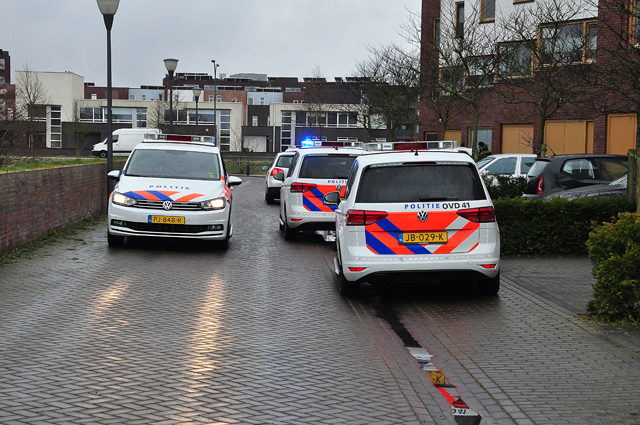 Politie rukt massaal uit voor echtelijke ruzie in Waalwijk: 'We hebben de melding iets overschat'