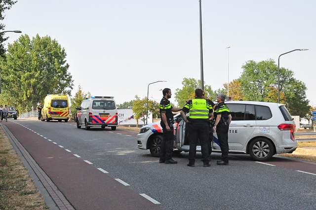 Jongen gewond bij aanrijding door auto in Waalwijk
