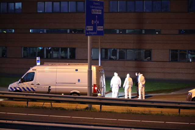 Pinautomaat opgeblazen bij plofkraak op Rabobank in Waalwijk