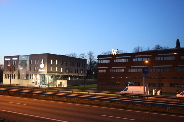 Pinautomaat opgeblazen bij plofkraak op Rabobank in Waalwijk