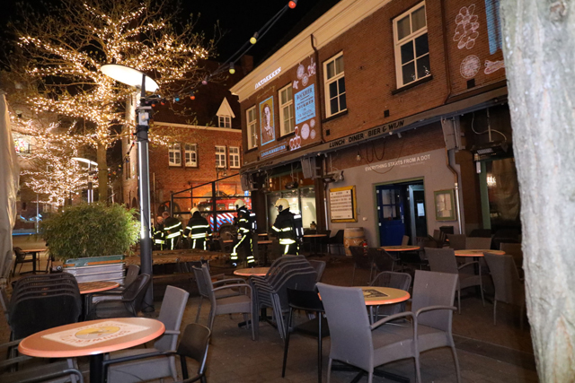 Rookontwikkeling in eetcafé Kandinsky aan de Stationsstraat Waalwijk