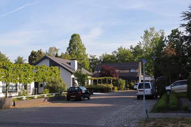 Buurman beschoten huis vindt tien kogelhulzen op straat: ‘Dit moet een waarschuwing zijn’
