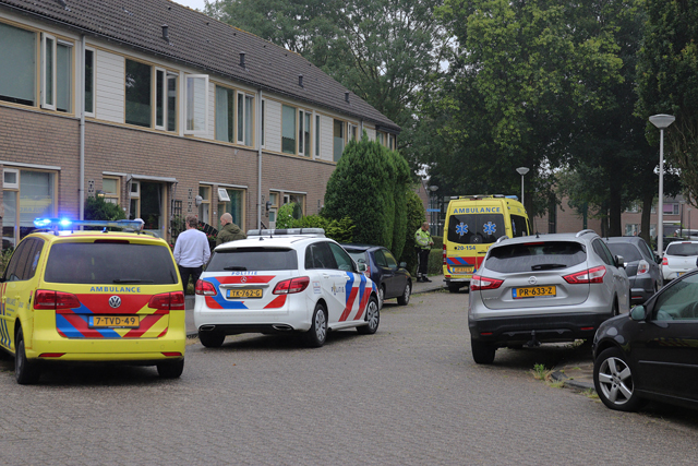 Hulpdiensten rukken uit voor incident in woning aan de Sem Dresdenstraat Waalwijk