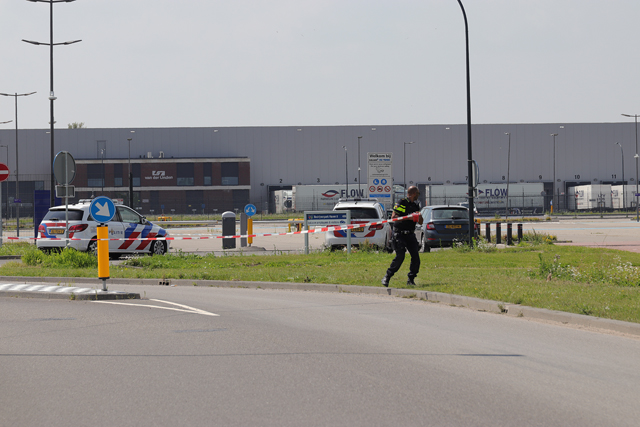 Gewapende overval door meerdere daders op distributiecentrum Bol.com in Waalwijk
