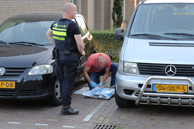 Veel politie in wijk Zanddonk Waalwijk
