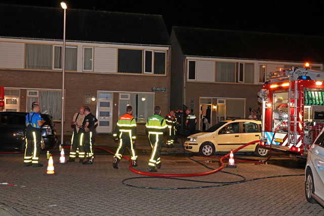 Schuur in brand aan de Sweelinckstraat Waalwijk