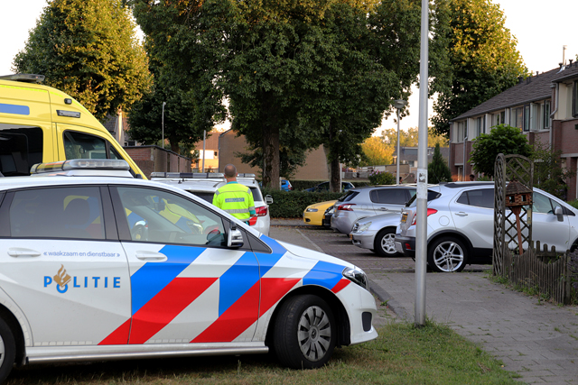 Veel politie in wijk Zanddonk Waalwijk