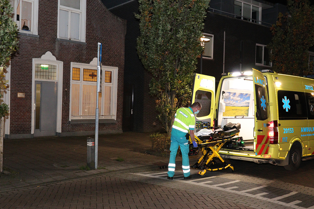 Persoon raakt zwaargewond na val van trap aan de Grotestraat Waalwijk