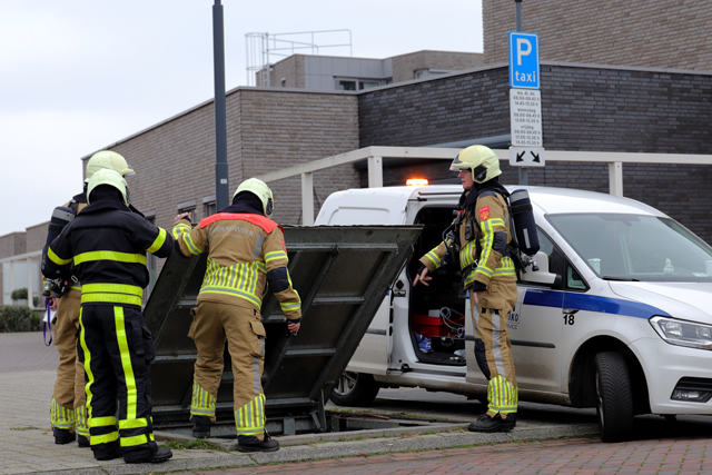Gaslucht in ondergrondse container aan de Cornelis Verhoevenstraat Waalwijk