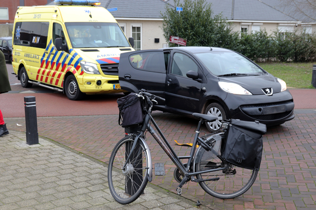 Vrouw op fiets aangereden aan de Cornelis Verhoevenstraat Waalwijk