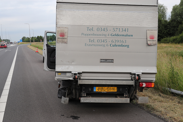 Veel schade na ongeval op de A59 (Maasroute) Waalwijk