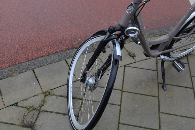 Man op fiets aangereden aan de Putstraat Waalwijk