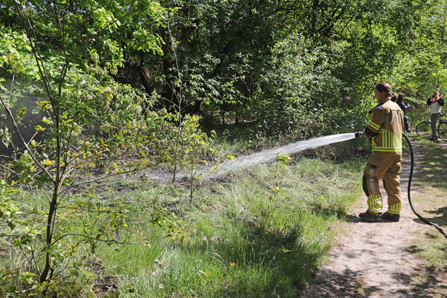 Brand in bossen aan de Drunenseweg Waalwijk