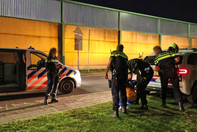 Politie houdt man aan Heulstraat Waalwijk