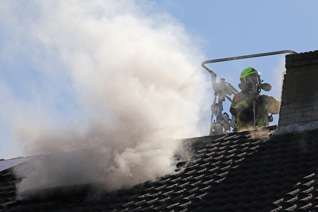 Flinke brand in woning aan de Jan van Goyenstraat Waalwijk