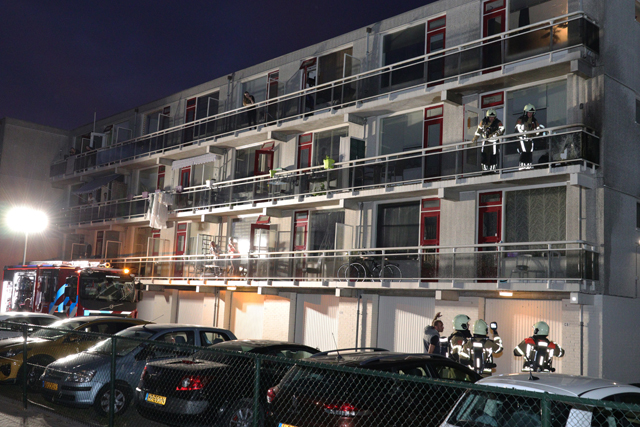 Felle brand op balkon aan de Heulstraat Waalwijk