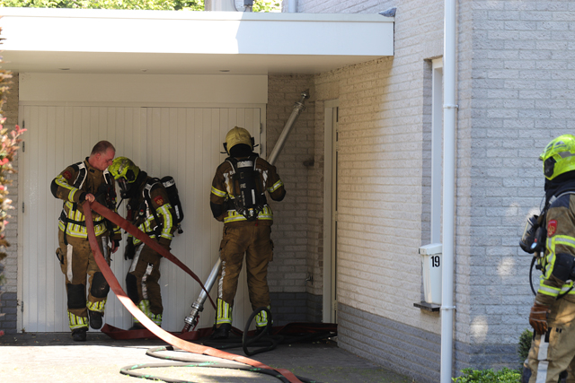 Flinke brand in woning aan de Jan van Goyenstraat Waalwijk