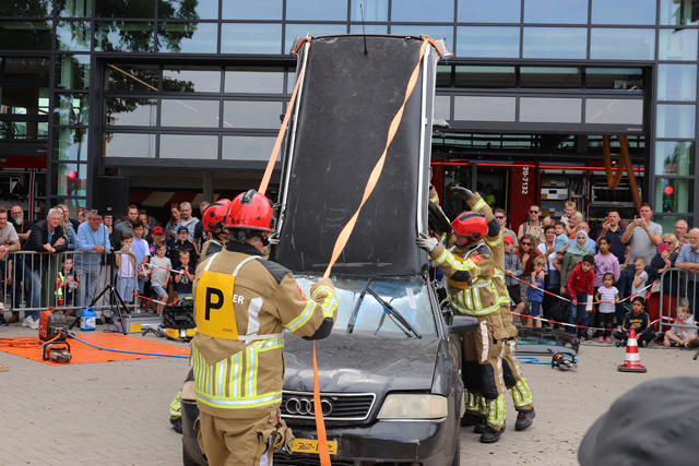Open dag bij de brandweer van Waalwijk