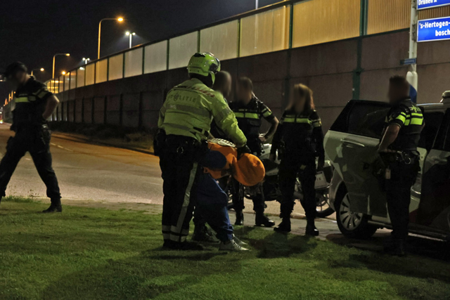 Politie houdt man aan Heulstraat Waalwijk