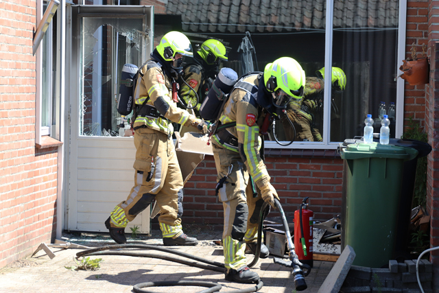 Frituurpan staat in brand in keuken aan de Madeliefstraat Waalwijk
