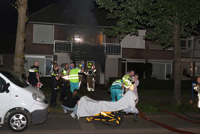 Uitslaande woningbrand aan de Eerste Zeine Waalwijk