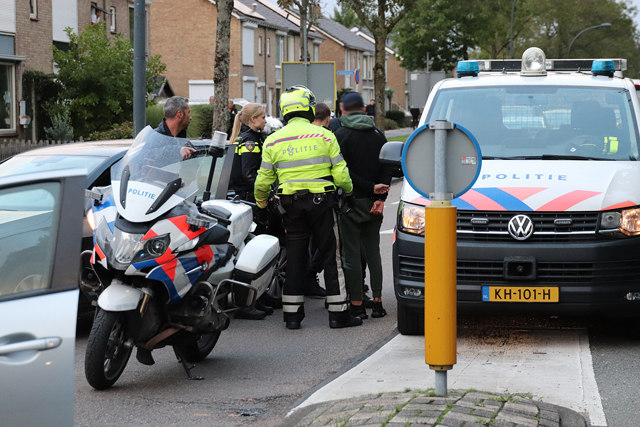 Politie houdt elf personen aan Groenewoudlaan Waalwijk