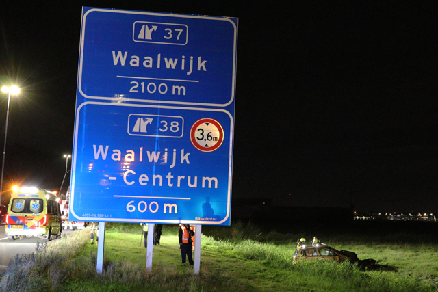 Automobilist raakt gewond op de A59 (Maasroute) Waalwijk