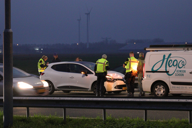 Flinke file door aanrijding op de A59 (Maasroute) Waalwijk
