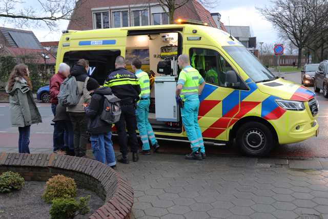 Voetganger raakt gewond na aanrijding aan de Burg. Smeelelaan Waalwijk