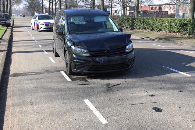 Kopstaart aanrijding aan de Blyde Incomstelaan Waalwijk